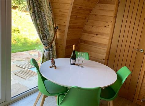 Enjoy your stay at The Reas Glamping Retreat. Sleeps 4.